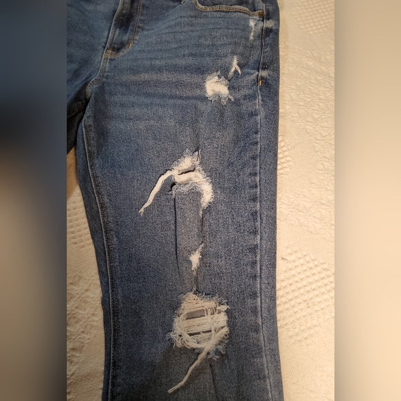 Old Navy Rockstar Super Skinny - Picture 11 of 12